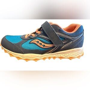 Kids Saucony Cohesion TR14 LTT size 3 in coral and blue with Velcro strap
